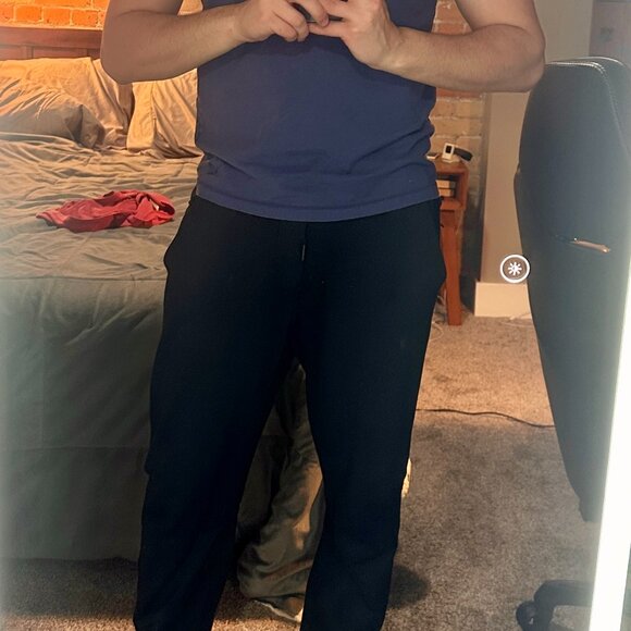 American Eagle Men's Metallic Gold 6" Boxer Brief (Medium) - Picture 8 of 8